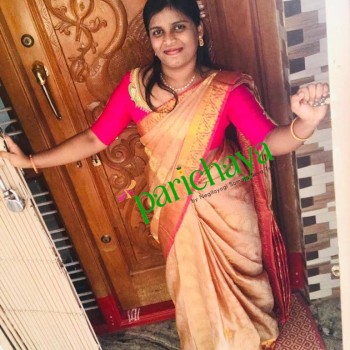 Dr Kavyashree R